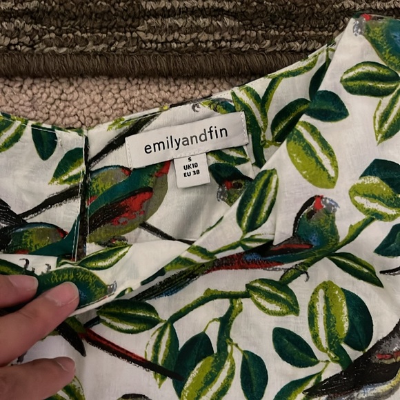 NWOT Emily and Fin Jasmine Parakeets Print Dress - Picture 4 of 9